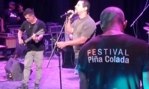 Buena Fe y sus canciones el público fue parte del concierto.
#CiegodeÁvila