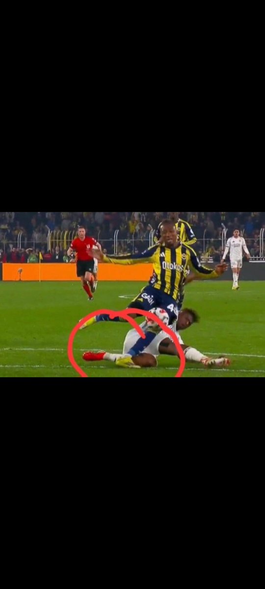 Zorunlu Müstafi tweet media