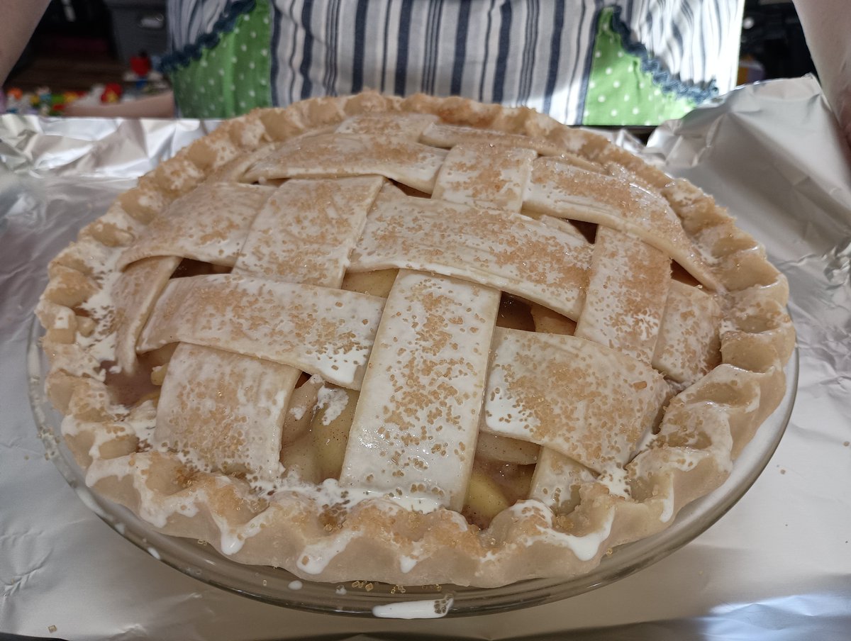 Christopher W. tweet media