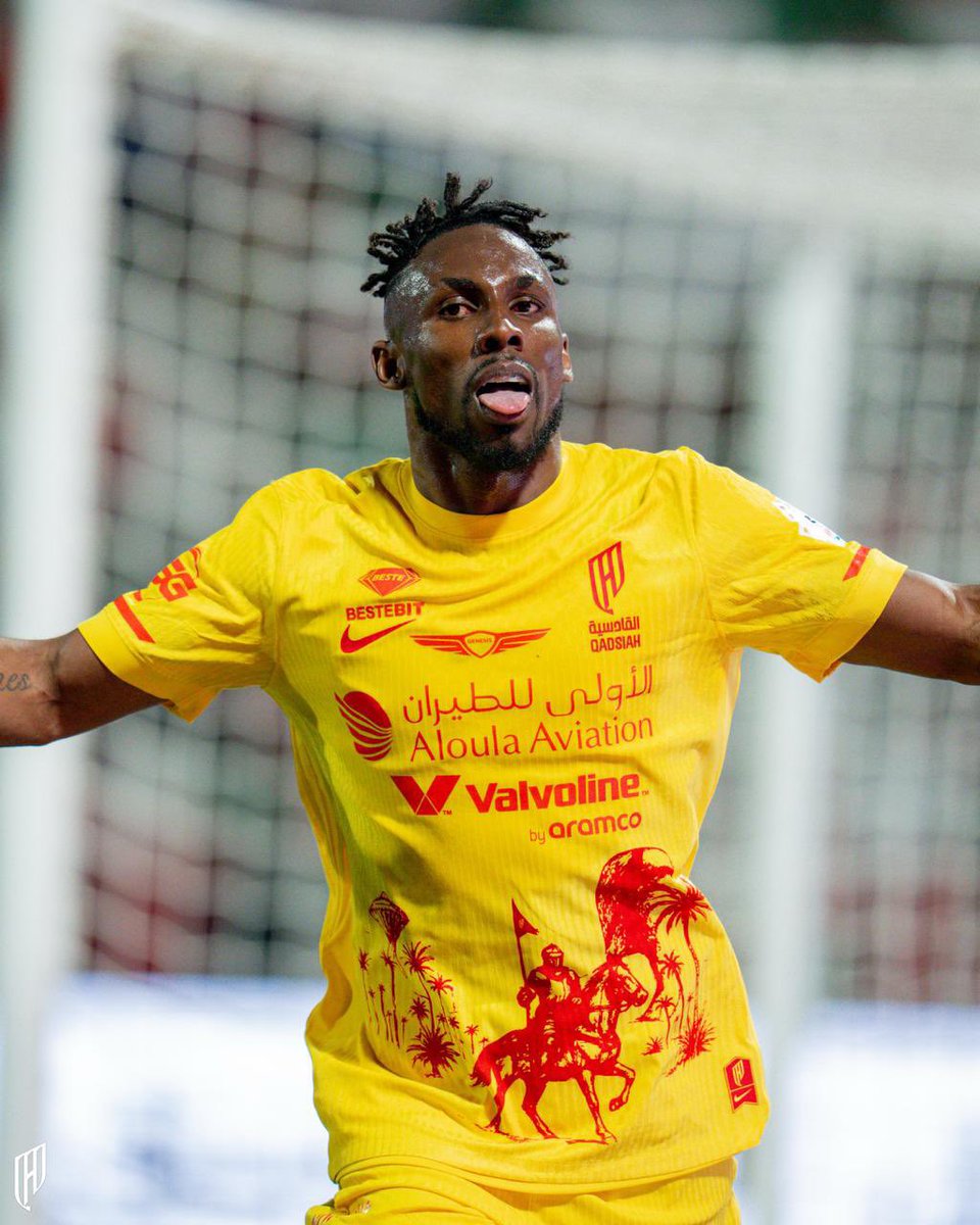 عمرو tweet media