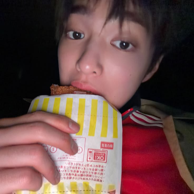 𖥻 ׁ ׅ valen ! ׁ ׅ🐞 tweet media