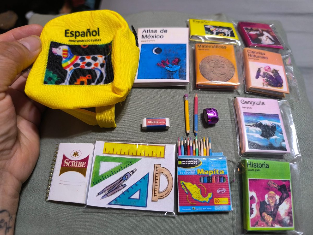 Meredith Gay 🛋️✨ tweet media