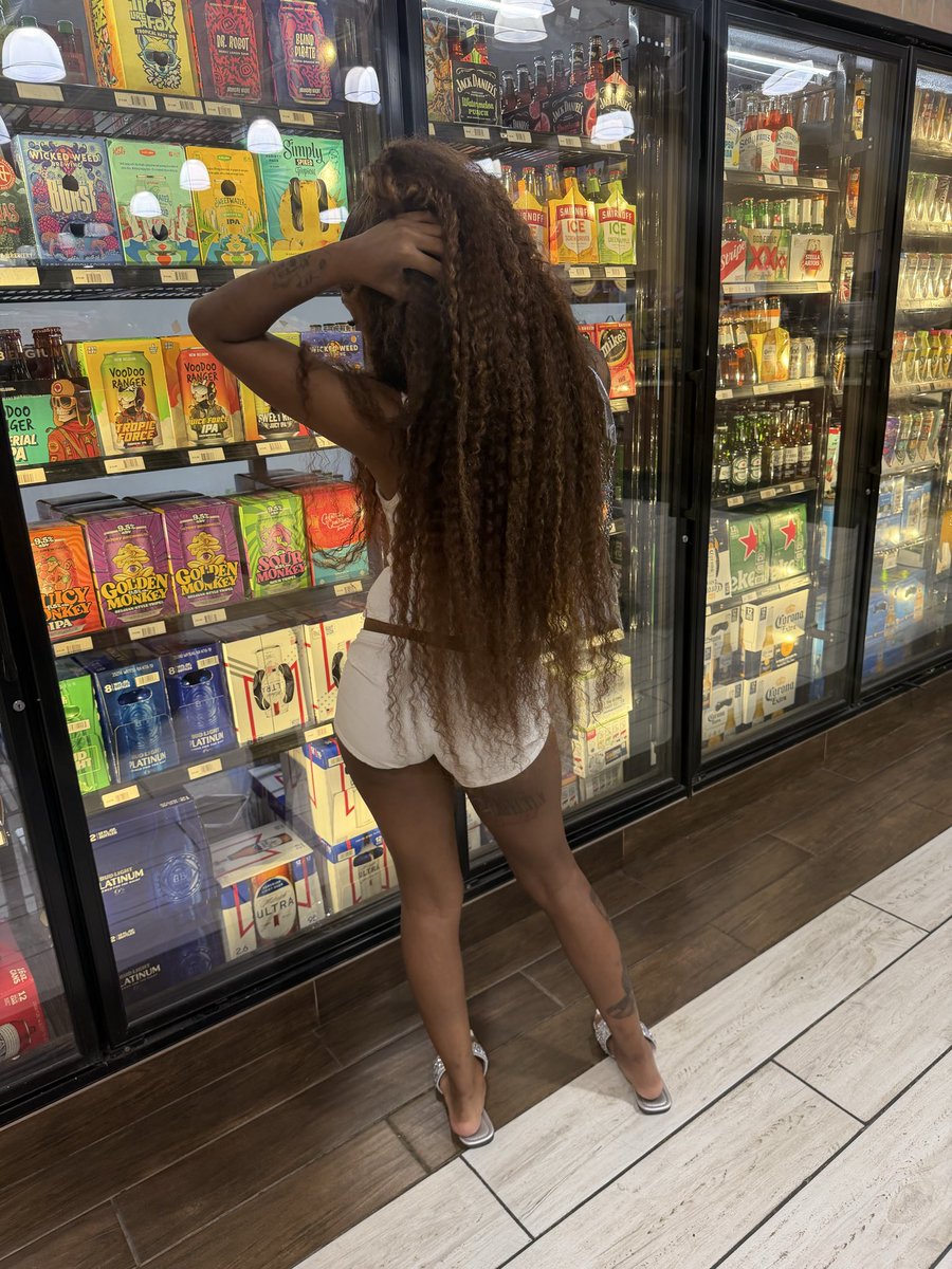 kenn_dalllll's tweet image. He wanna hang with a bad b 🥰🥰🥰😍