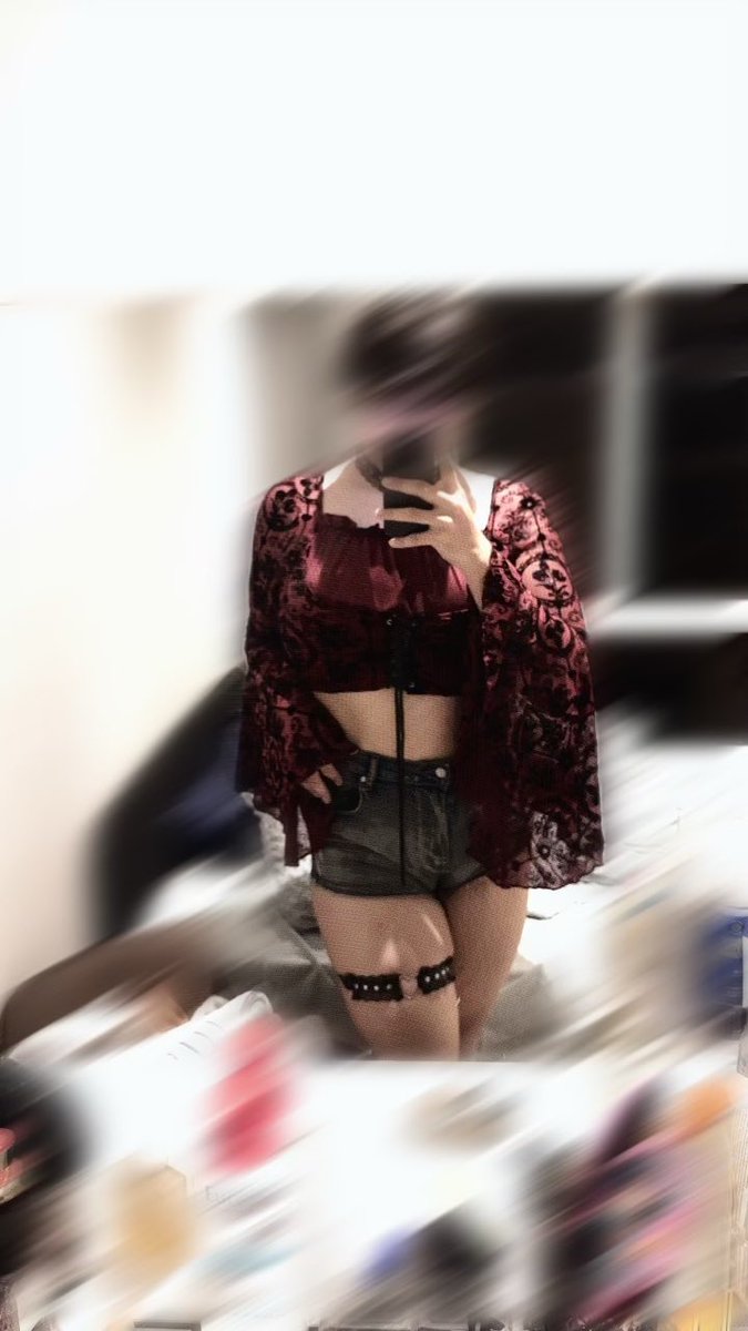 𝔢𝔩𝔦𝔦𝔞𝔥 tweet media