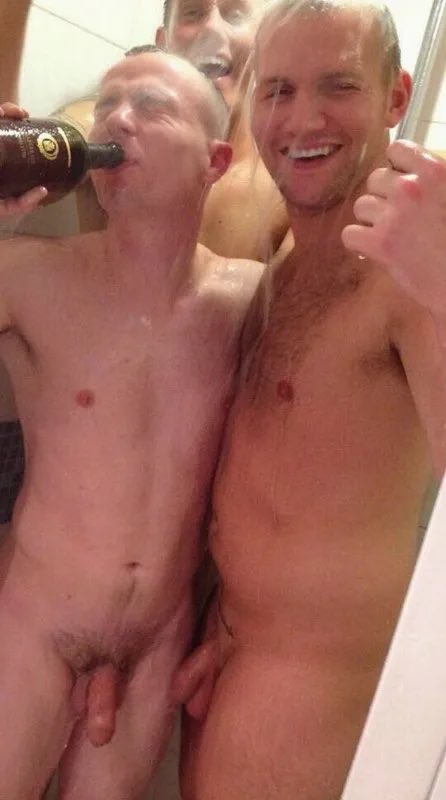 celebspunker's tweet photo. Straight cocks mmmm https://t.co/BuDMaPZyTM