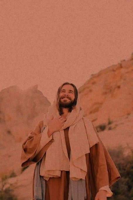 Anao2023's tweet photo. Eres todo poderoso, eres grande y majestuoso. 🤍 https://t.co/eTzaTxqKff
