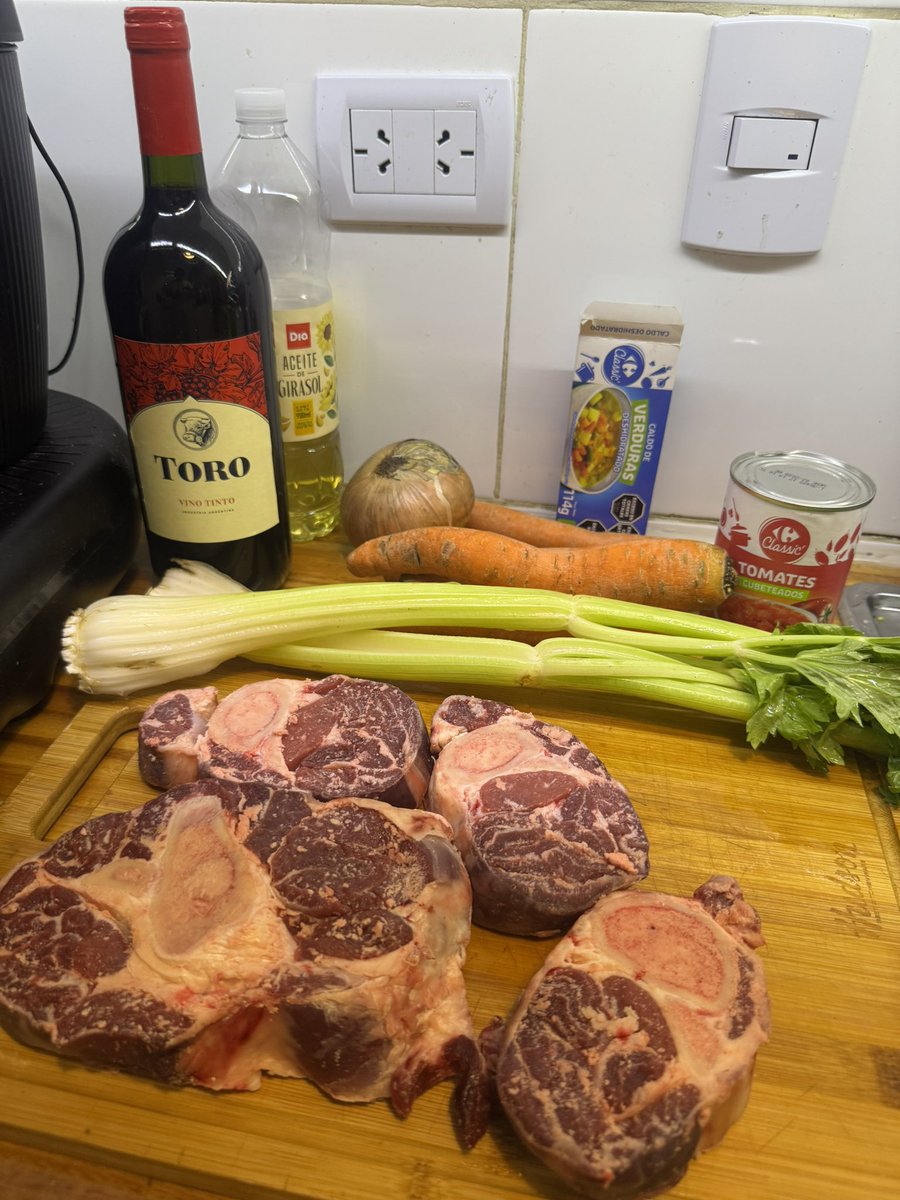 Huberto Bourlon “el Guiso” tweet media