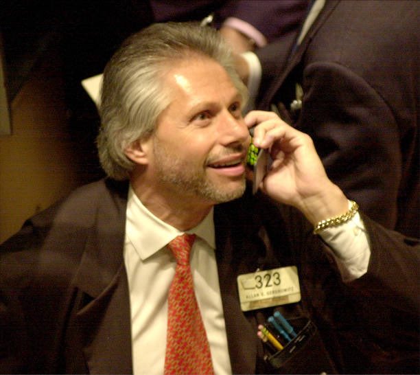 2001 Live tweet media