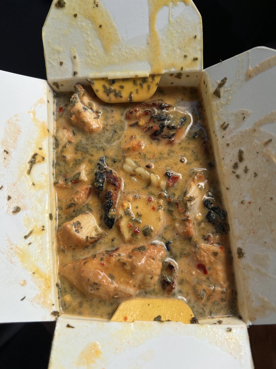 AMْ✍🏼 tweet media