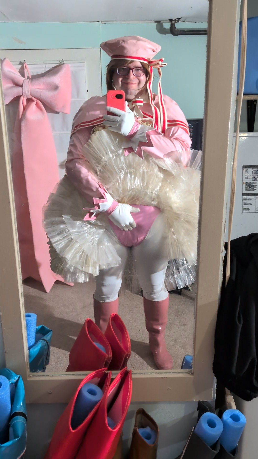 3 pic. Just many layered PVC Sakura things a few days ago, forgot to post, but why not now, my Easter post won't be ready till tomorrow~ https://t.co/OS5M0Pbx4K