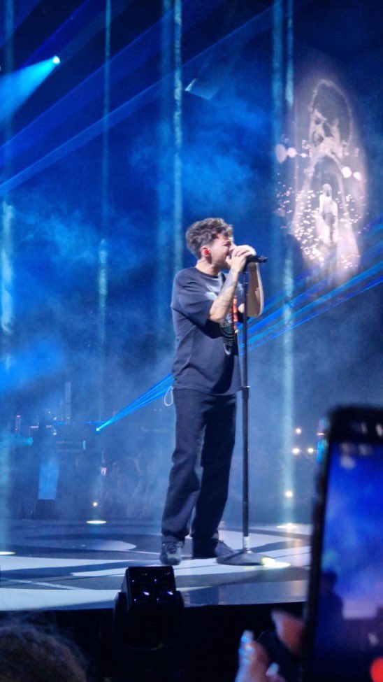 Louis Tomlinson Updates tweet media