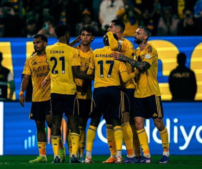 Reem..💛💙 tweet media