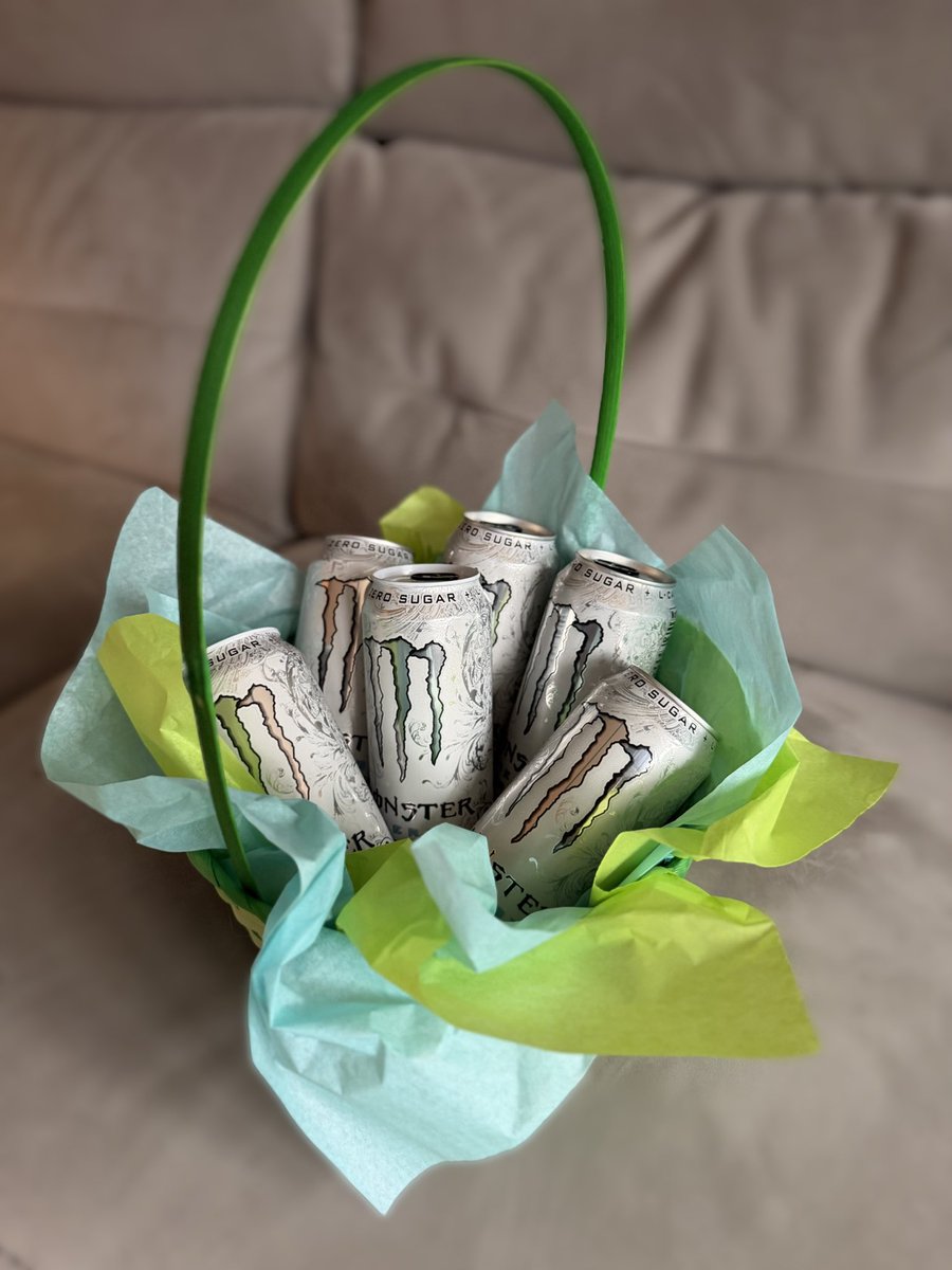 Renee Leigh tweet media