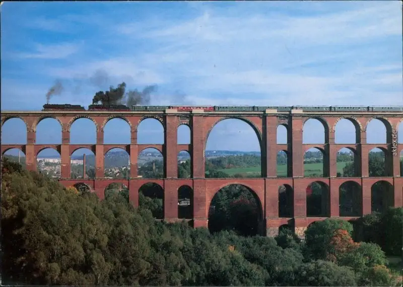 Die ganze Geschichte tweet media