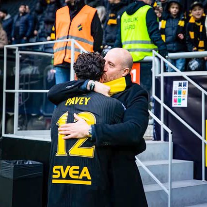 English Players Abroad tweet media