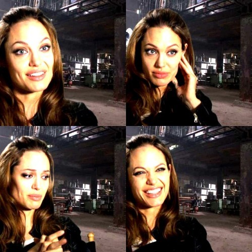 Toastiewiththe's tweet image. #AngelinaJolie
1. &amp;amp; 2. #Gia 1998
3. #Wanted 2008