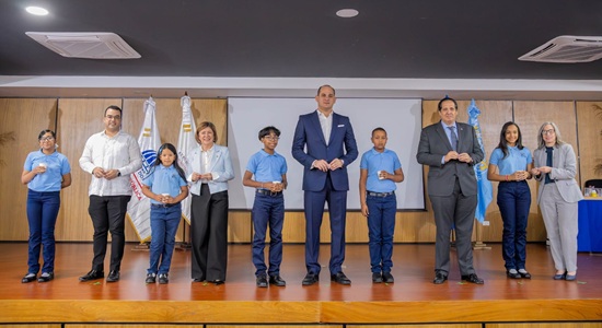 Descorides tweet media