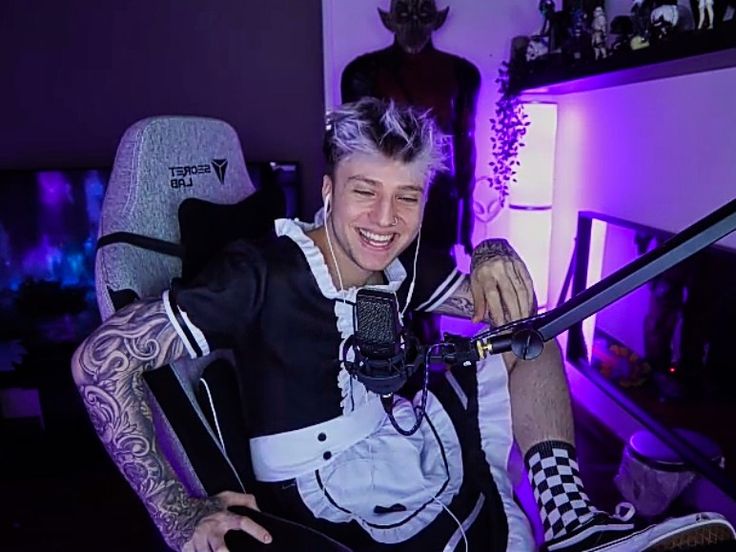 sar🔸️ tweet media