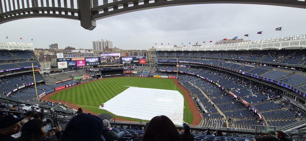 Hopeless Giants fan tweet media