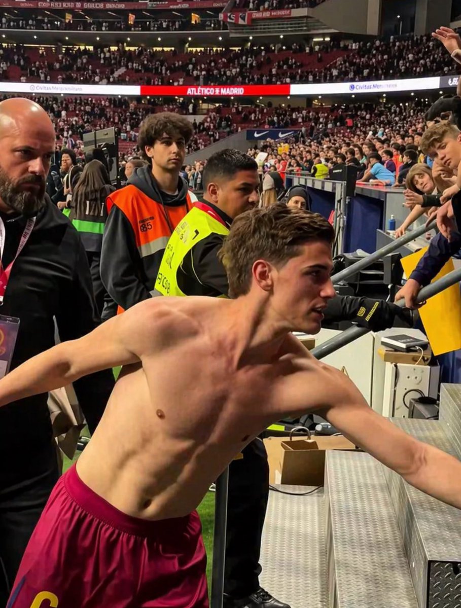 ᴛᴏᴍʏ✦ tweet media