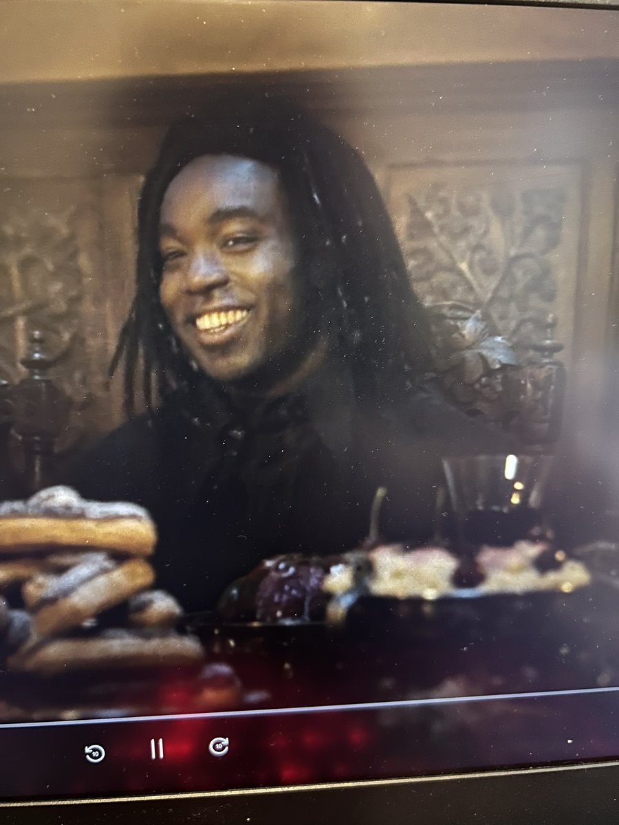 Acervo Paapa Essiedu tweet media