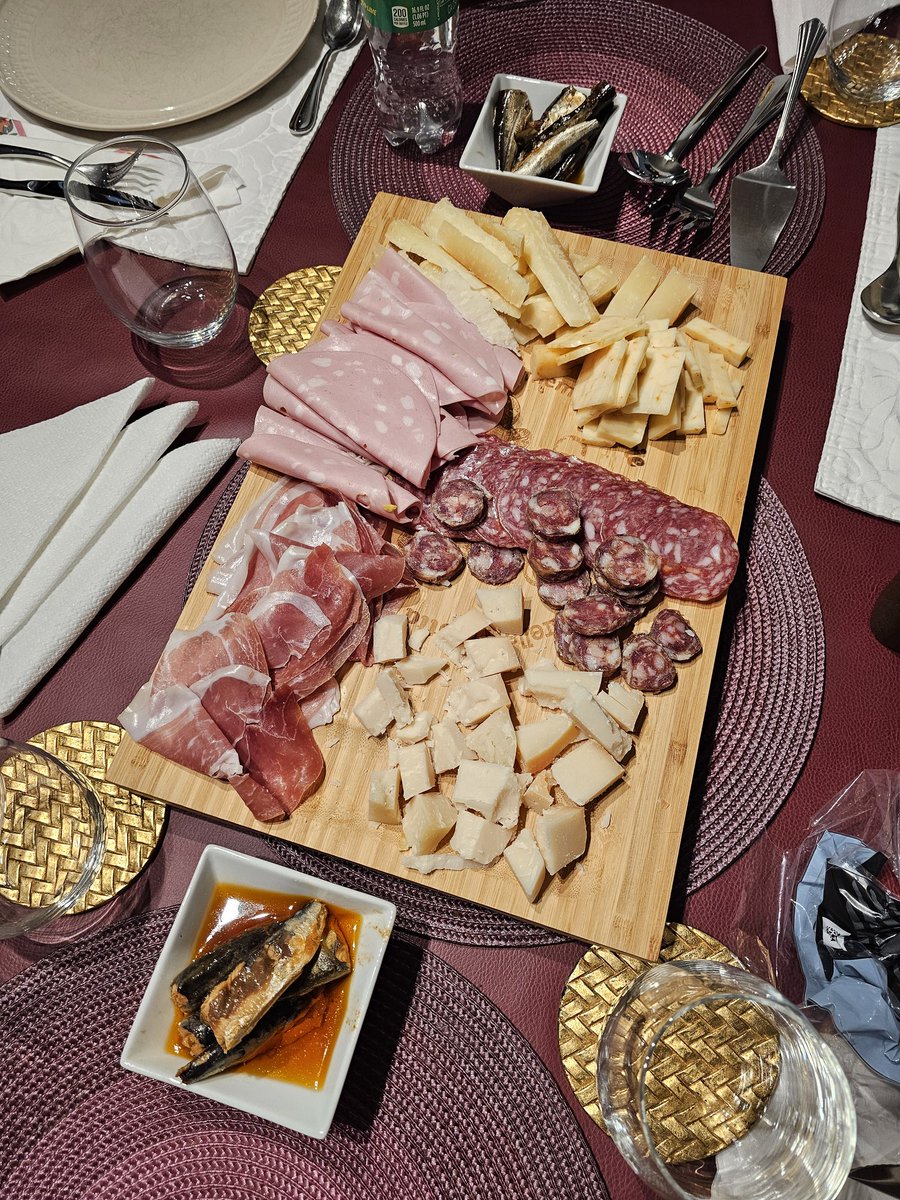 🇷🇺 NoHoes Hank 👨🏽🦲 tweet media