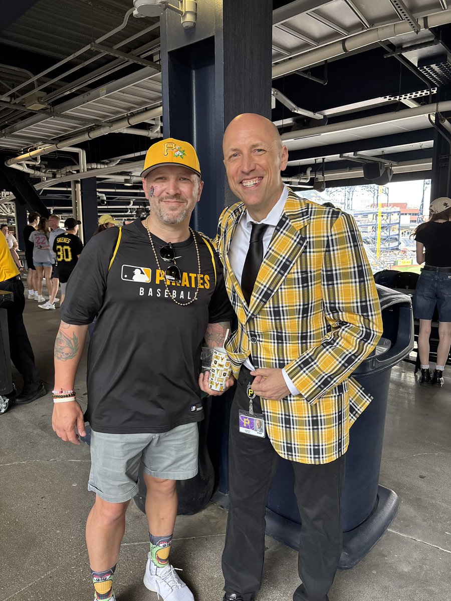 Brett Burger tweet media