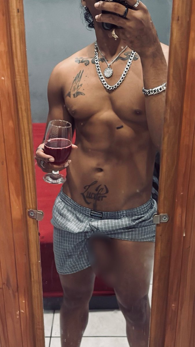 Ofxlucifer's tweet photo. I’m tryna be productive but oomf got me distracted af 😩😮‍💨
🤫 repost this and i might… give you a little distraction in your 

#OFxLucifer https://t.co/ELUW5qApP9