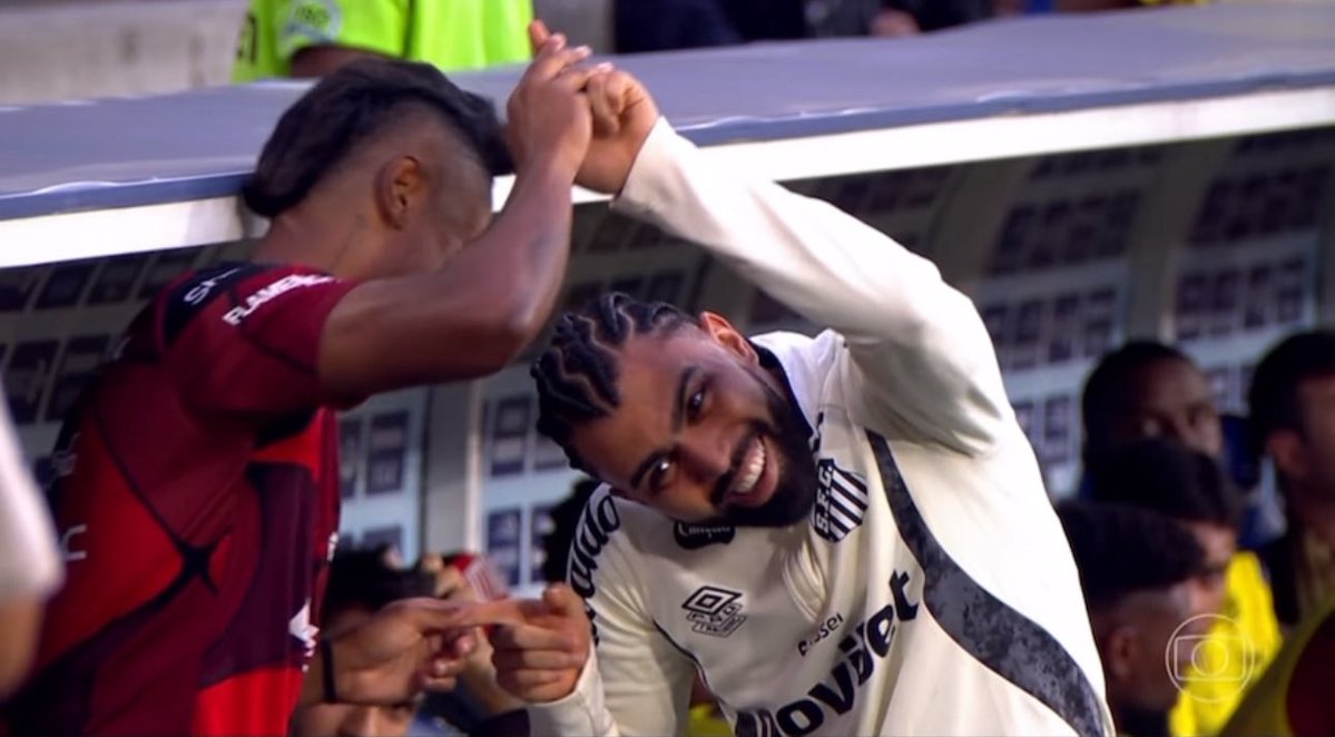 PES MIL GRAU tweet media