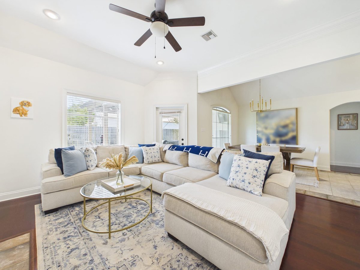 TylerAlbrecht10's tweet image. 🔥 UNDER CONTRACT IN &amp;lt;24 HOURS! 🔥

504 Beacon in Youngsville’s Beacon Hills went PENDING fast 💥
4 🛏 | 2 🛁 | New roof (Mar 2026) | Quartz | Vaulted ceilings | Updated baths | Fenced yard + patio

Price it right. Market it right. Results.
Thinking of selling? 

#TalkToTyler