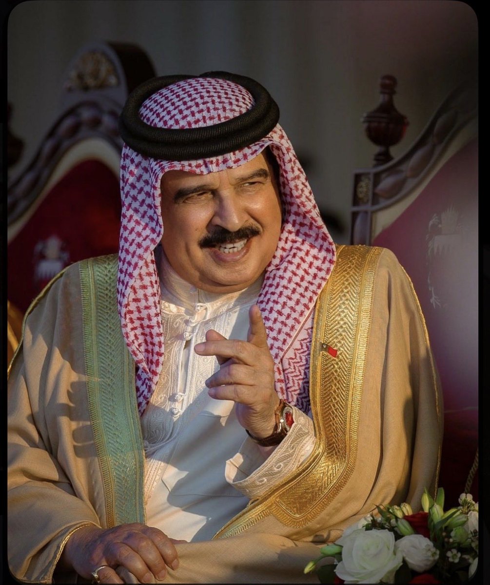 911xi1's tweet photo. كلي فخر لاقلت أنا .. من دار مملكة حمد 🇧🇭 https://t.co/r8tzfQFWJb