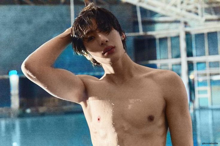 mari🦕 tweet media