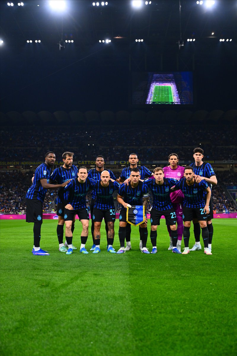 عمرو tweet media