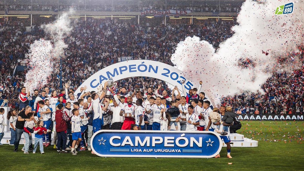 Suarezmanía tweet media