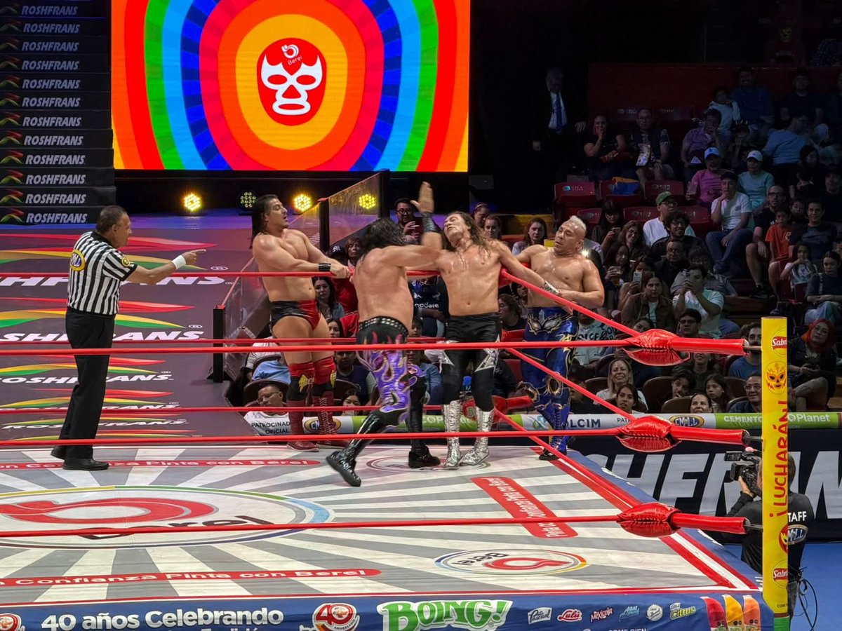 La Tijera ✂️ tweet media