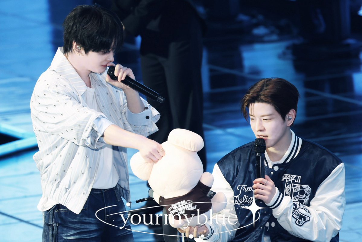 yourmyblue tweet media