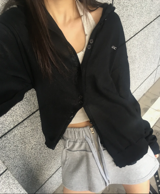 chicks_kr's tweet photo. ☆팔로우 및 인용 이벤트☆
2분께  해당 제품 선물로 드릴게요~

봄엔 이너템 여름 살안타템 가디건으로 입을 수 있는
시어 후드 오버가디건

활용도 높고 여리핏이라 완전 필수템

이벤트 기간:4월6일 월~4월14일 화 https://t.co/8PsSCYuPhA