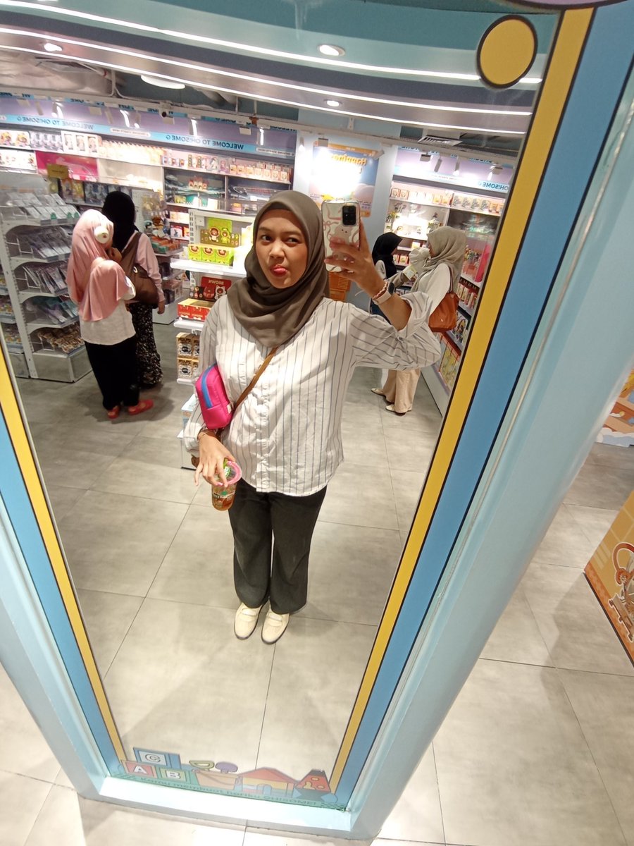 𝘵𝘴𝘢. tweet media