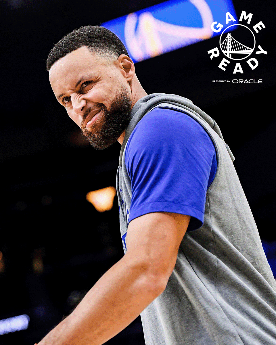 warriors's tweet photo. Guess who's back 

@Oracle || Game Ready https://t.co/4wIALwajTK