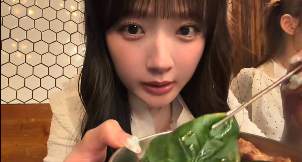 ジュ ! tweet media