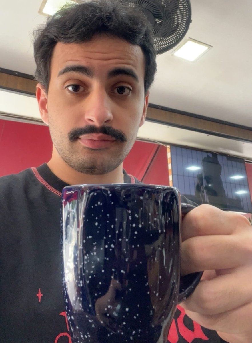 Lara 𒌐 tweet media