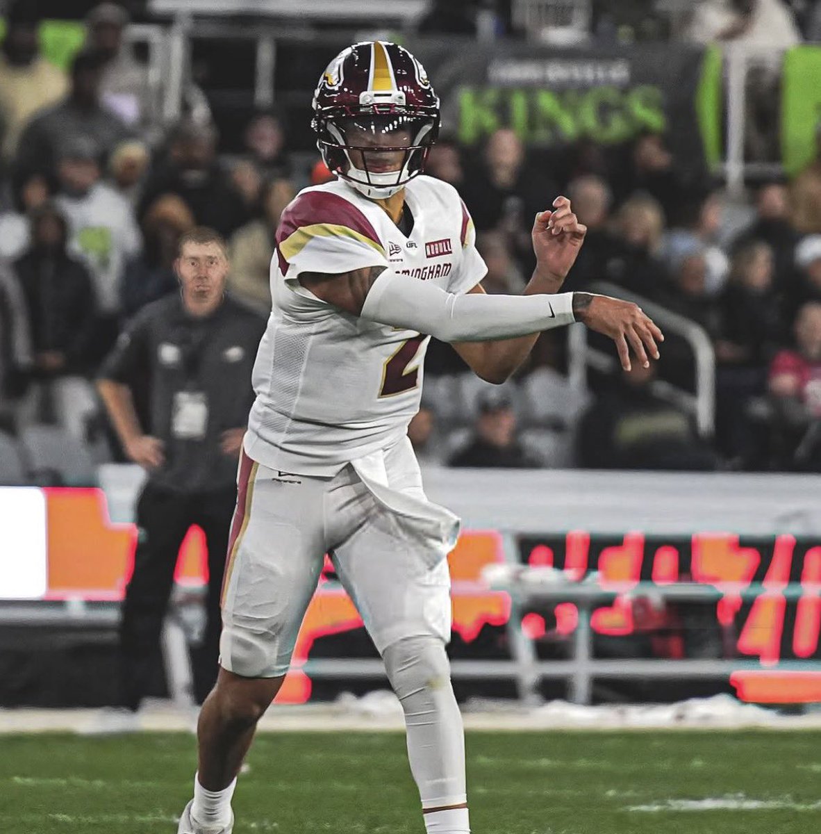 Iowan Stallion tweet media