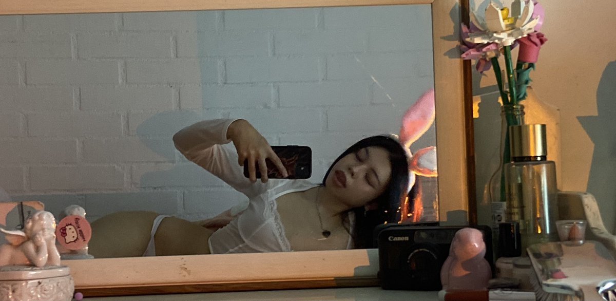 elizabeth⚢ tweet media