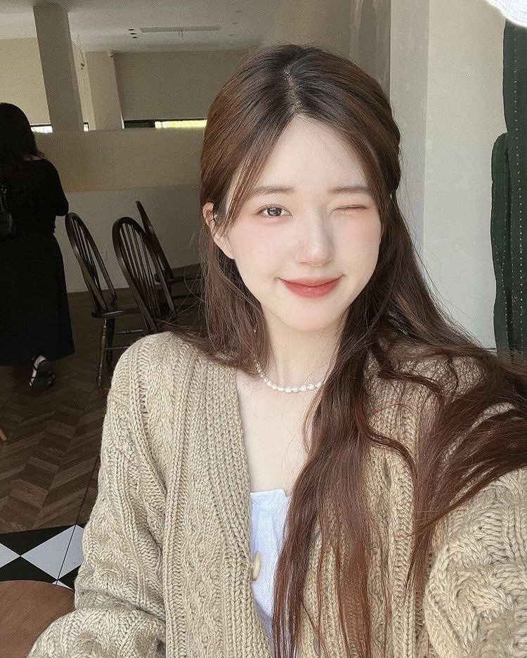 Woodsy Corner. tweet media