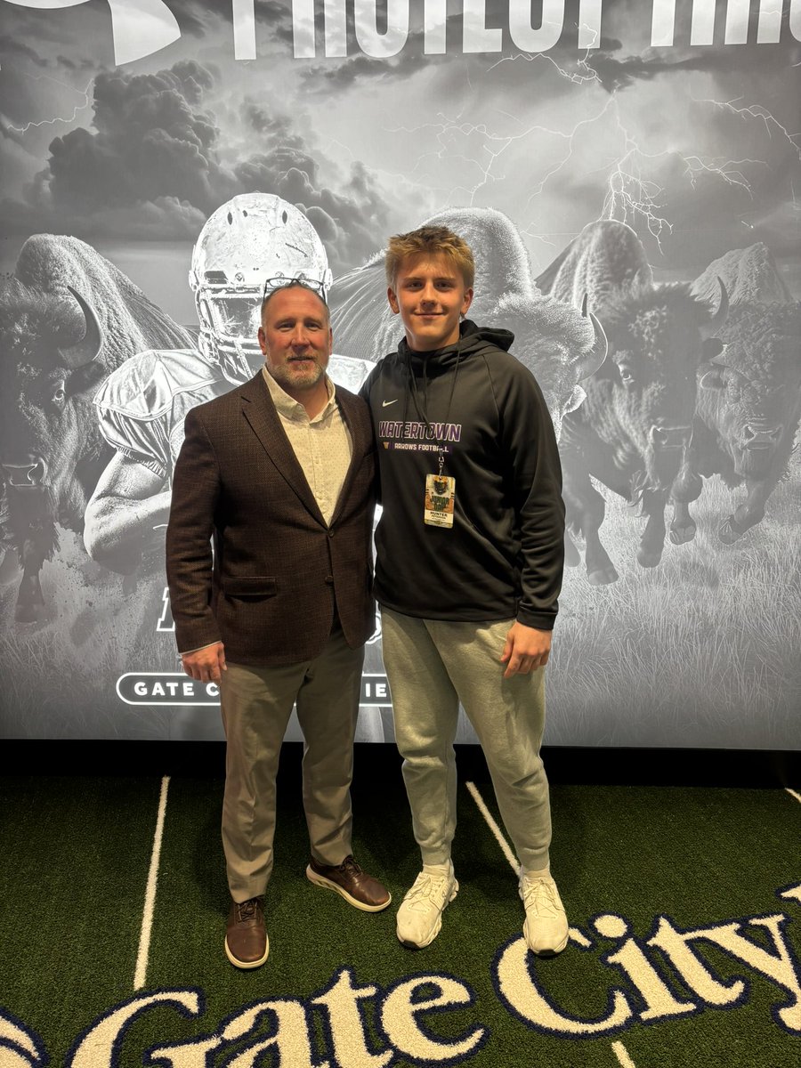 Hunter Peterson tweet media