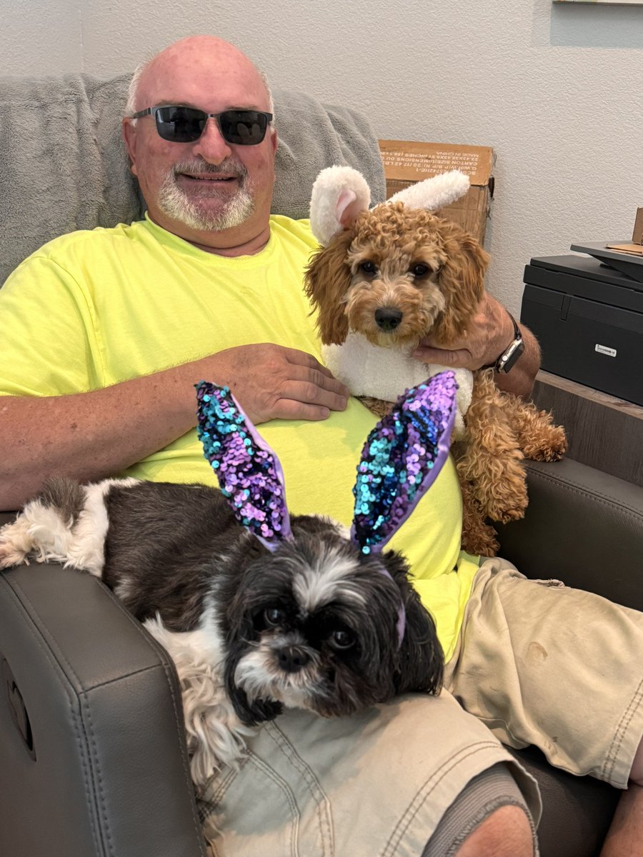 Happy Easter from the Gardner’s family!!! 🐰🐣🐇✝️🪺🌷🌸🌼🥚💛💜🩵💚