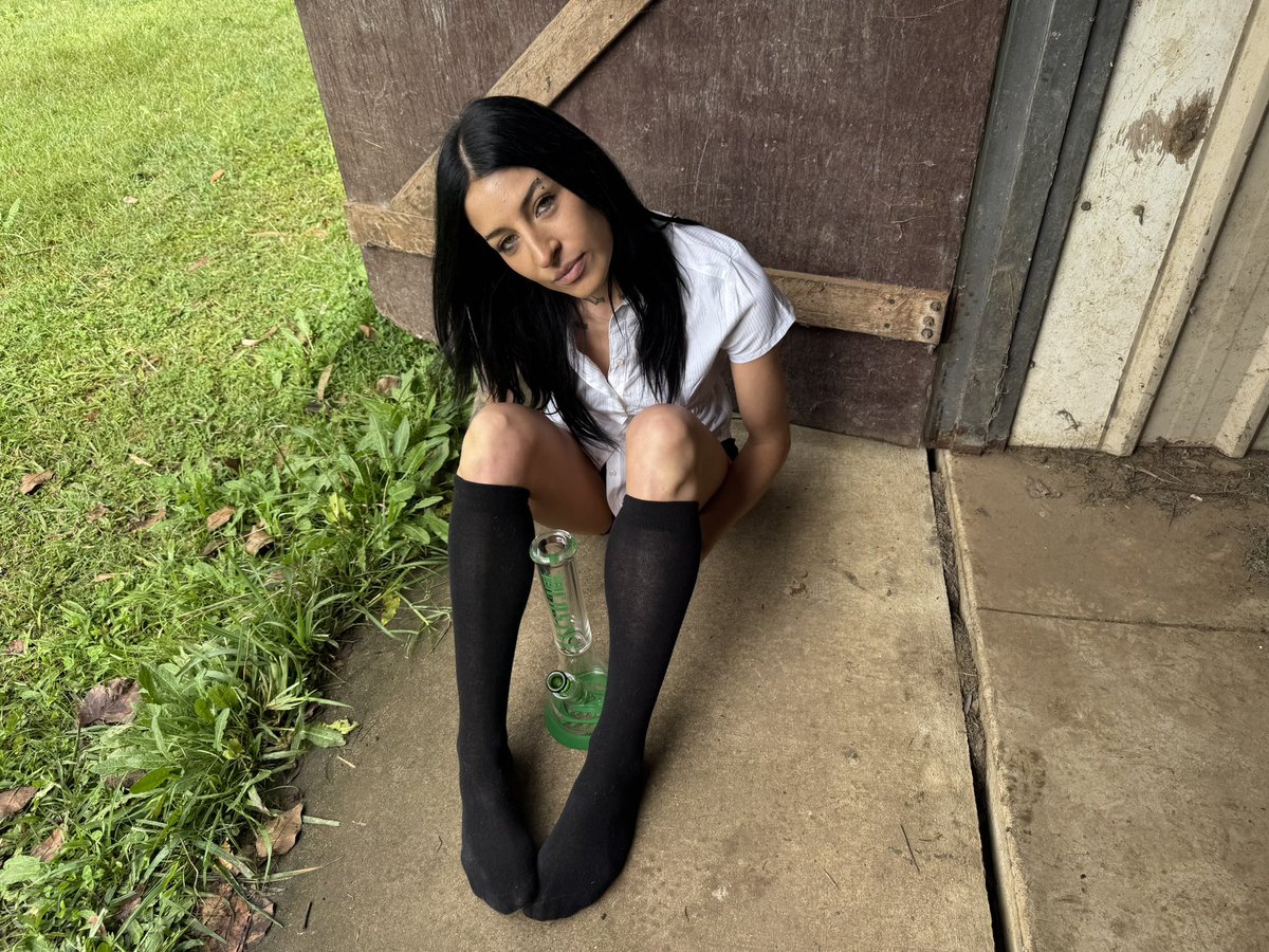 crazyjessie6666's tweet image. #high #explore