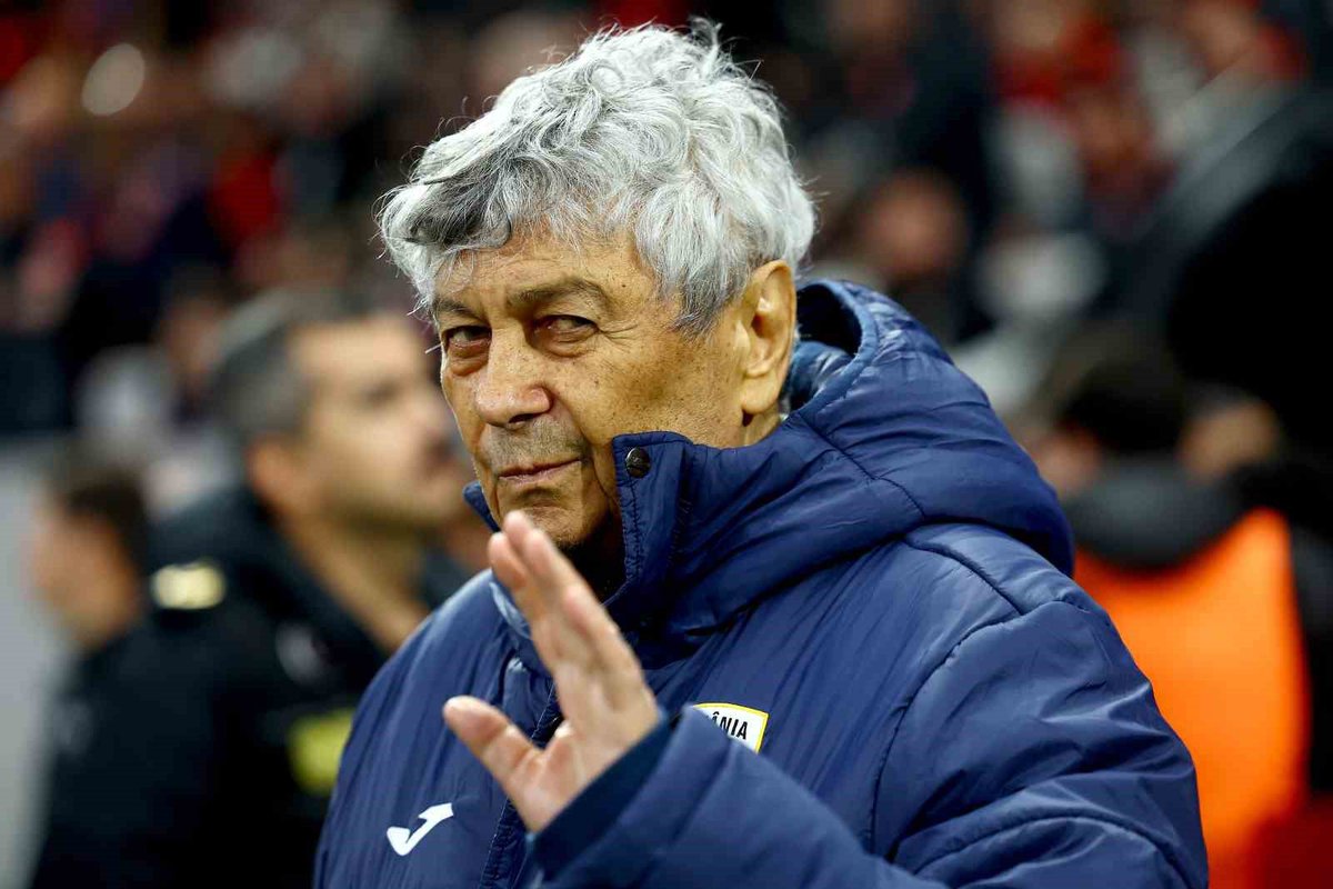 Mircea Lucescu….

Beşiktaş, Galatasaray;

İkisinde de çok sevildi,ikisinde de çok başarılı oldu.

Yetmedi, ne yapacağını bilemez durumdaki ülkemiz futboluna dönüp Milli Takım’ı yeniden canlandırdı.

Dünya futbolunun başı sağolsun. 

Çok büyük bir futbol adamı, böylesi az gelir