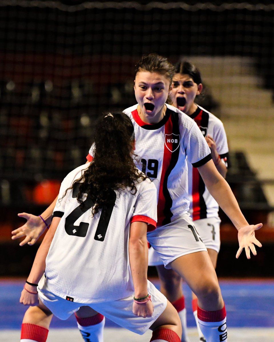 Newell's Futsal tweet media