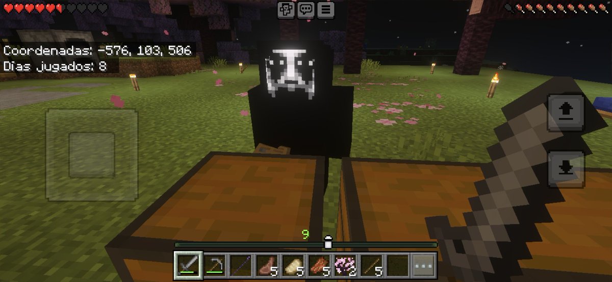 I got a big fixation with the knocker lately.
#theknocker #minecraft